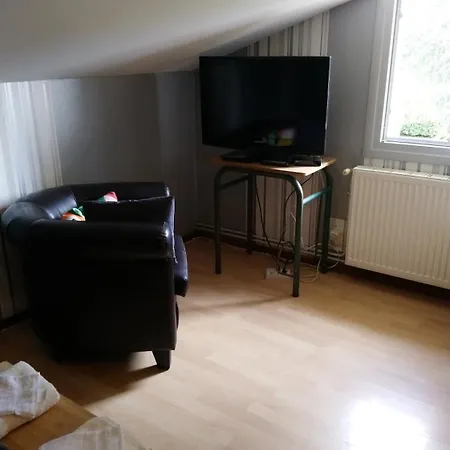 Duo Pradere Avec Piscine Homestay *