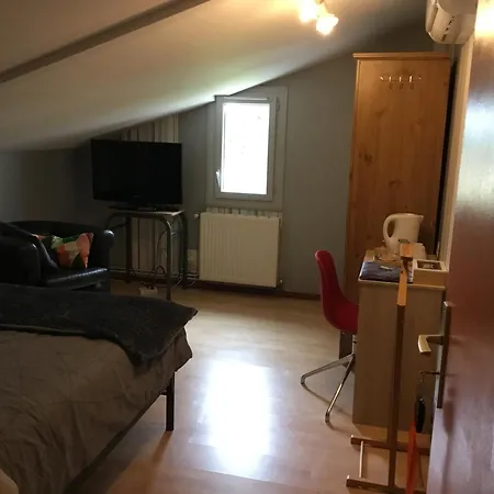 Duo Pradere Avec Piscine Virazeil