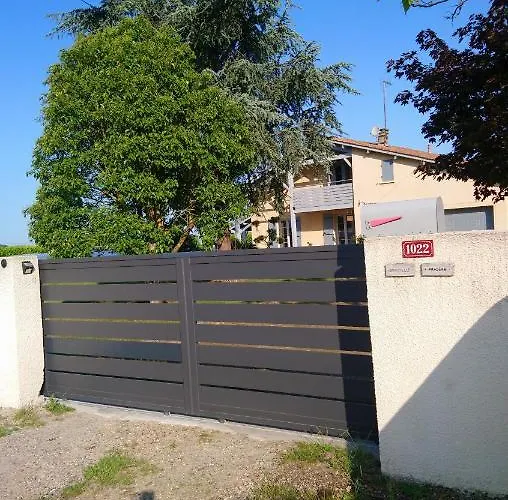 Homestay szállás Duo Pradere Avec Piscine