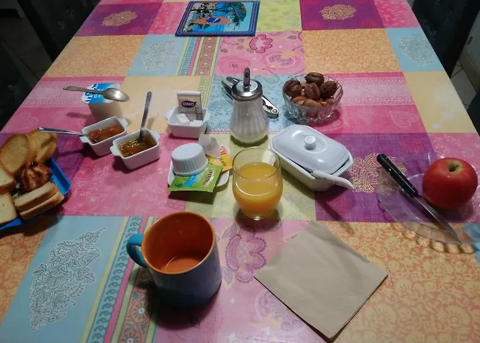 Homestay szállás Duo Pradere Avec Piscine Virazeil